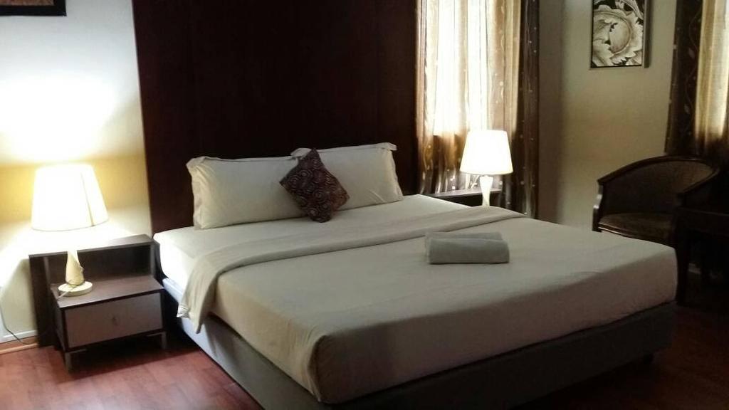 Ginasuite Kompleks27 Hotel Бандар-Сері-Бегаван Екстер'єр фото